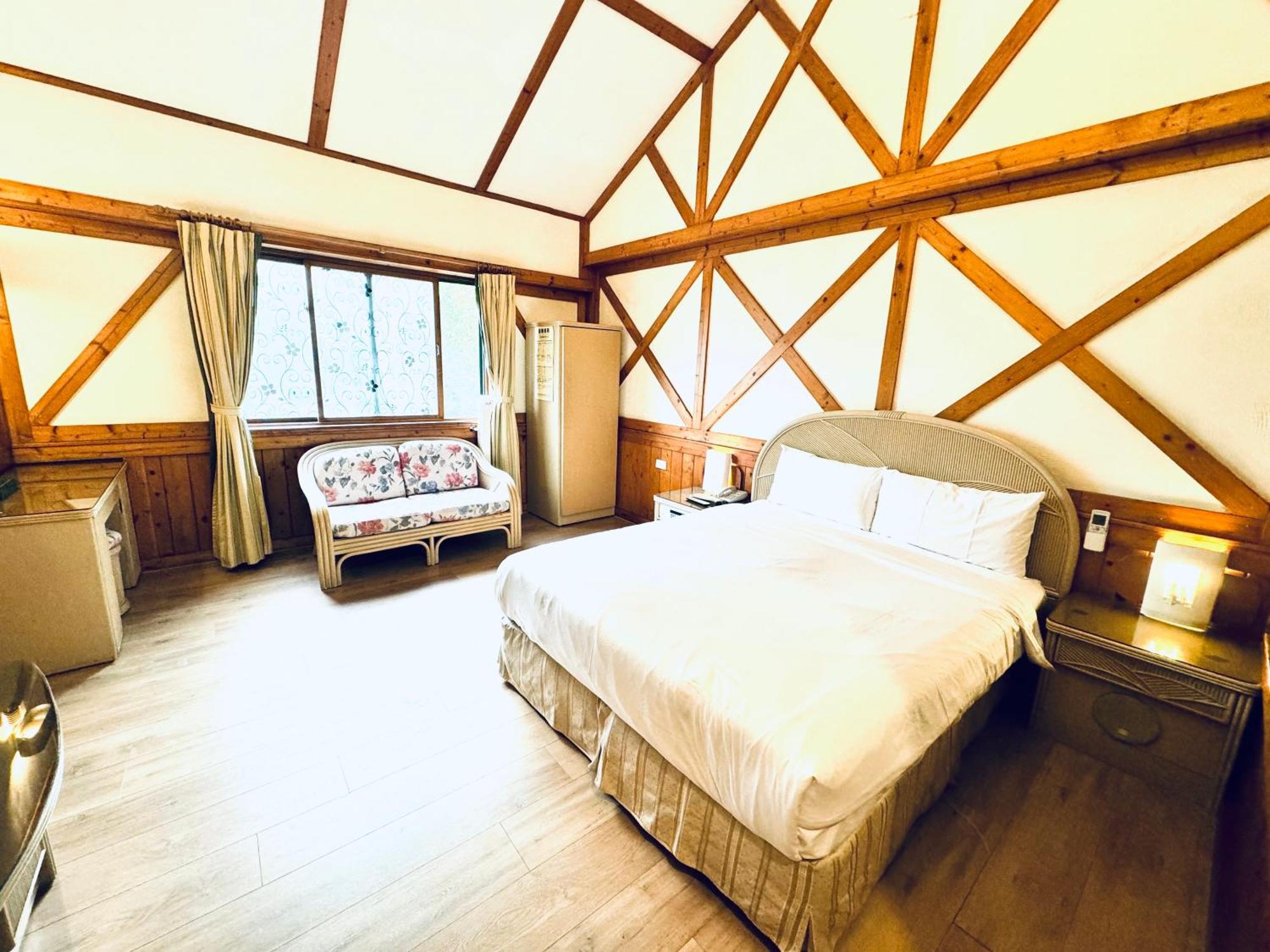 Ivy Motel Чиай Сити Екстериор снимка