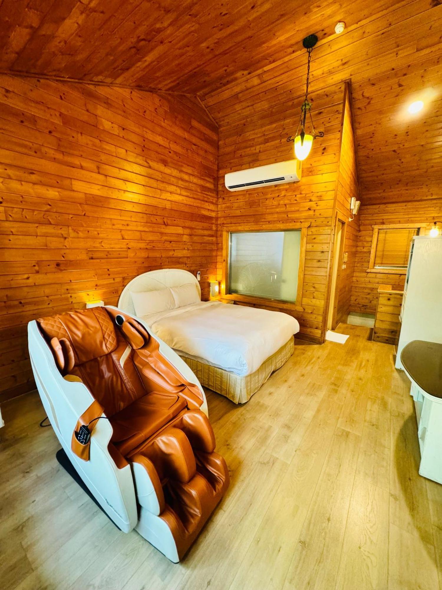 Ivy Motel Чиай Сити Екстериор снимка