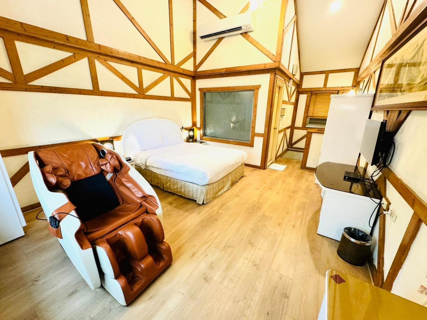 Ivy Motel Чиай Сити Екстериор снимка